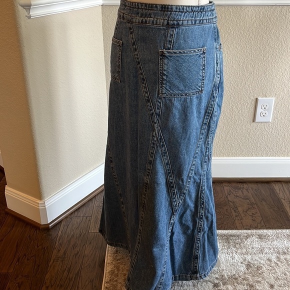 Putumayo Denim Maxi Asymmetrical Skirt Size 8 - Picture 6 of 16